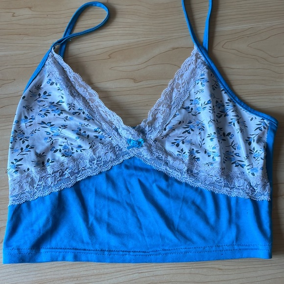 Cute medium sized lightweight used tank - Picture 1 of 3